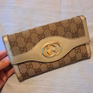 Gucci continental wallet beige brown monogram canvas, light gold leather…